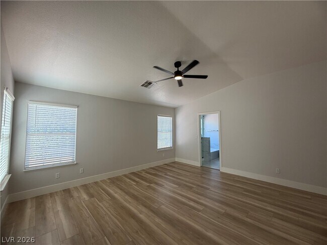 Building Photo - 5004 Elm Grove Dr