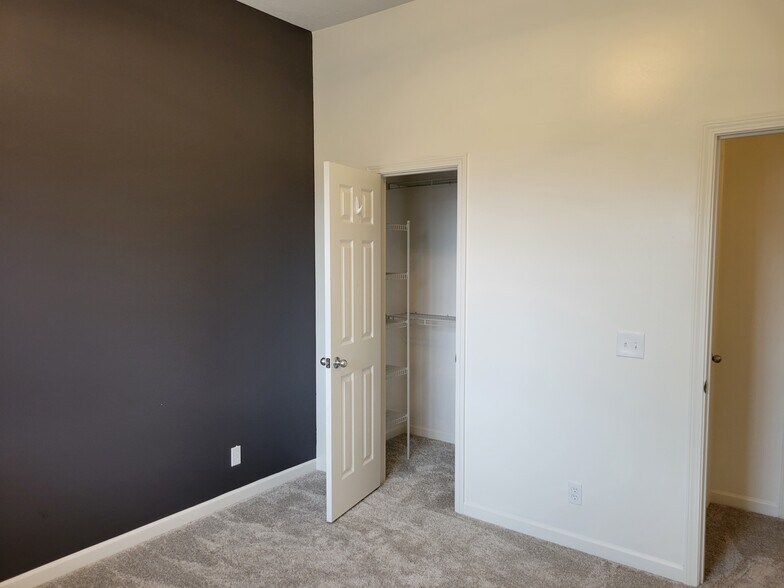 Building Photo - 311 Wyoming Dr