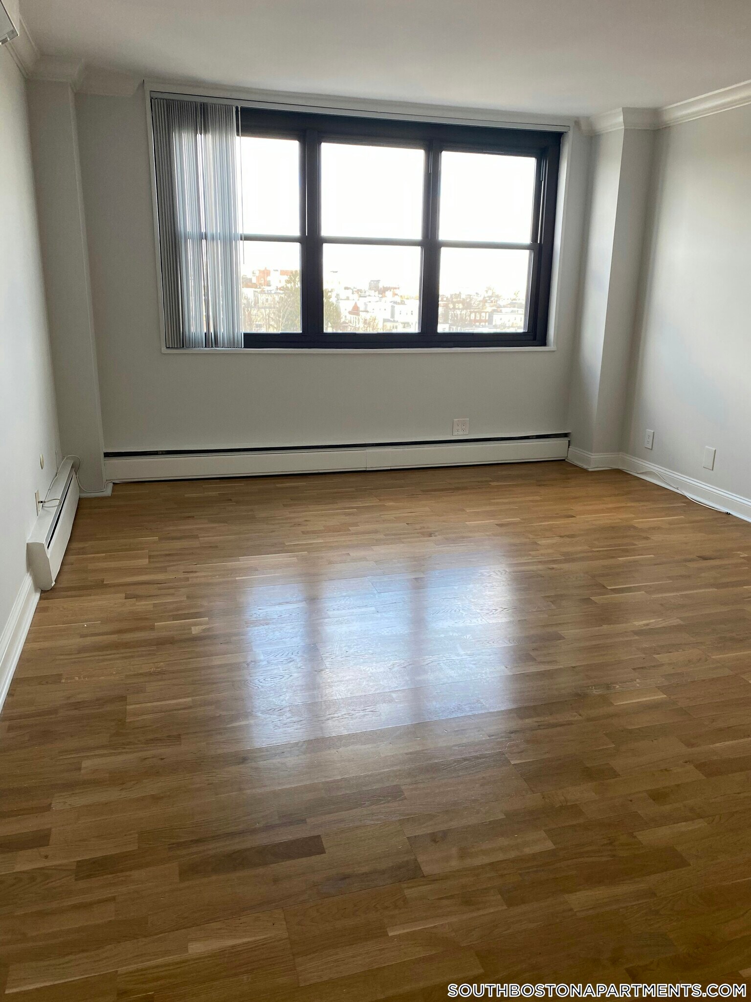 Building Photo - 1410 Columbia Rd