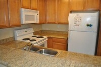 Building Photo - Studio Condo with Vaulted Ceilings in Serra Mesa