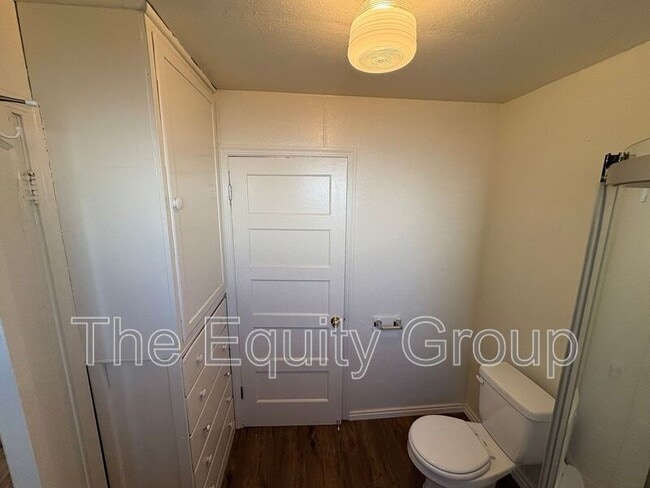 Building Photo - 719 S Church St