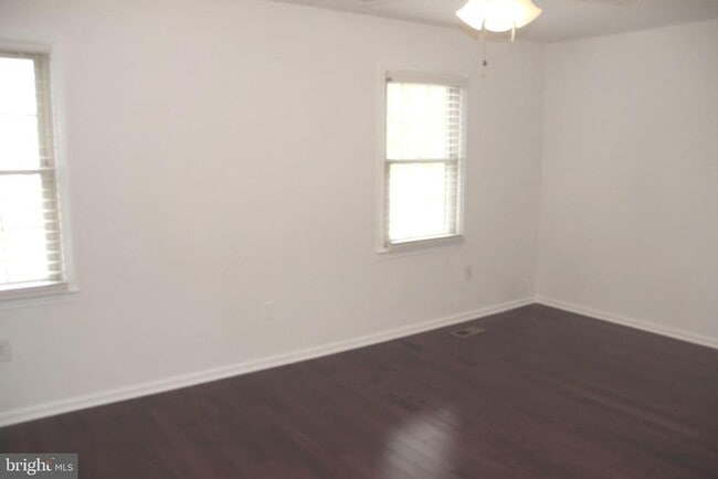 Building Photo - 41 Bralan Ct