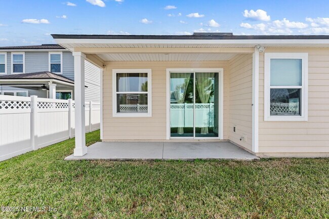 Building Photo - 42 Thistleton Wy