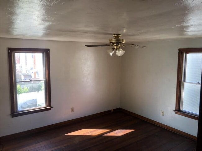 Building Photo - 936 McKean Ave