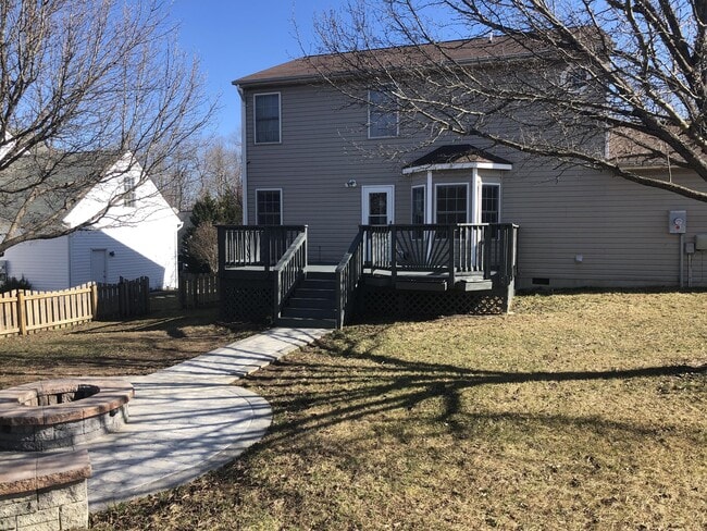 Building Photo - 9818 Gunston Hall Rd