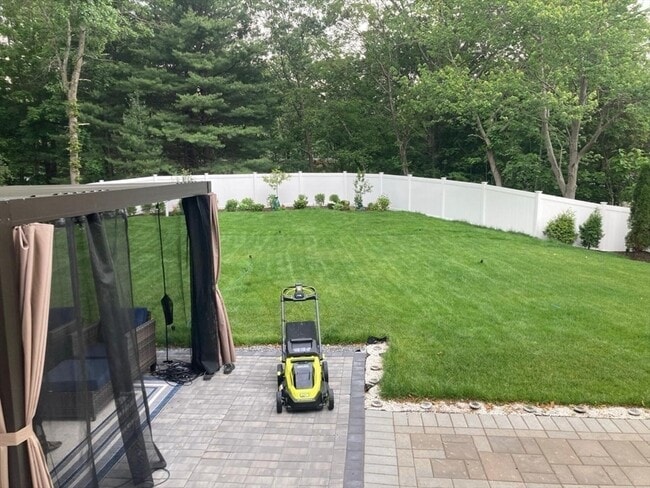 Building Photo - 279 W Central St