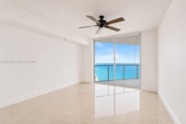 Building Photo - 16699 Collins Ave
