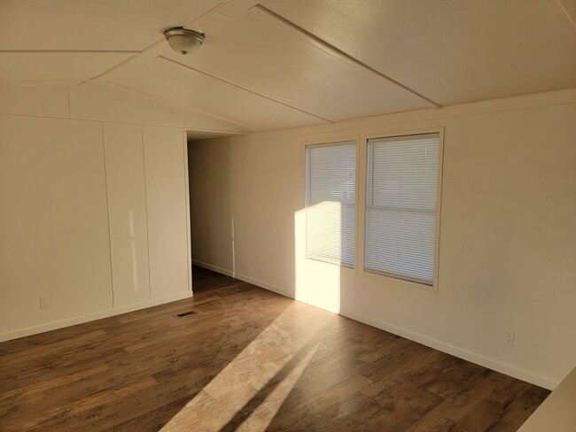 Building Photo - 2 Bedroom Mobile Home In Bullhead City