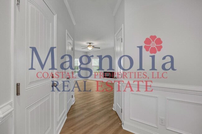 Building Photo - Spacious 4 Bedroom Home with Bonus Room in The Palms at New Hampstead!