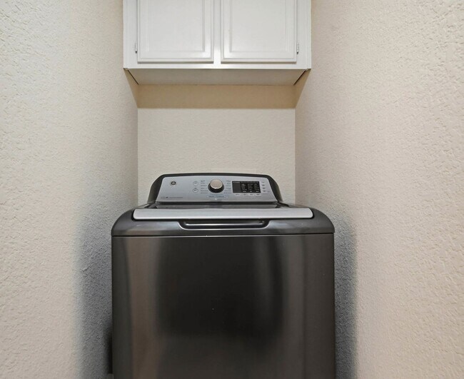 Building Photo - 4125 Fireside Ct