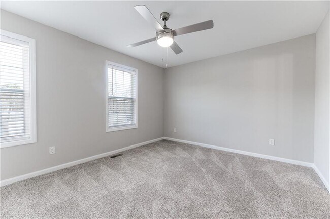 Building Photo - 547 Harbor Lake Ct