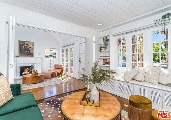 Building Photo - 1608 Courtney Ave