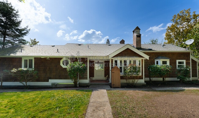 Building Photo - 7461 W Mercer Way