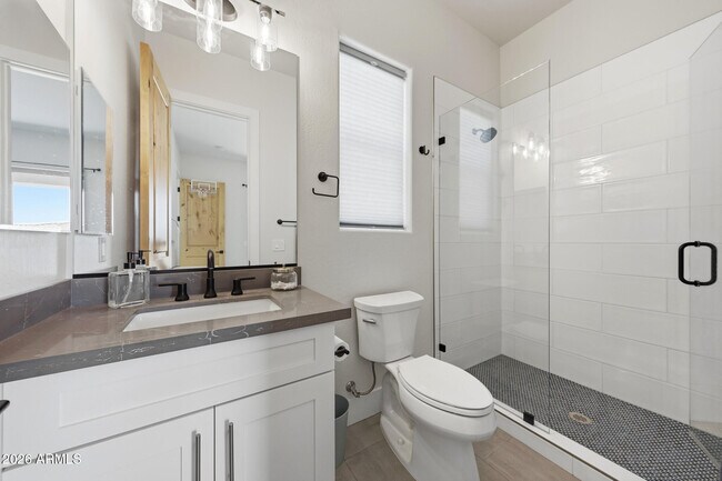 Building Photo - 6896 E Lomas Verdes Dr