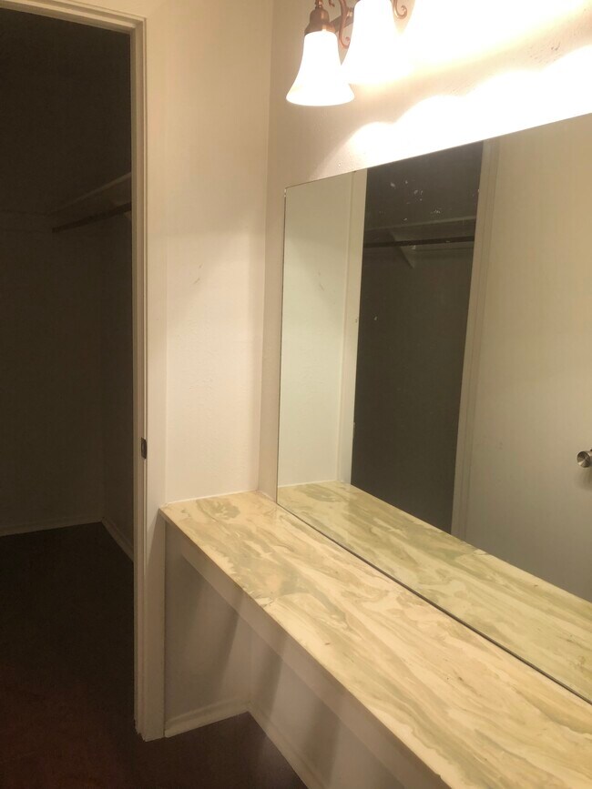 Vanity for Makeup - 12810 Midway Rd