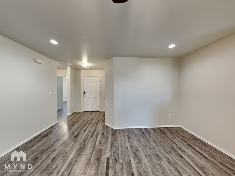 Building Photo - 12101 Jude Way