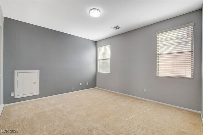 Building Photo - 10482 Calico Pines Ave
