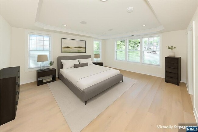Building Photo - 31 Hearthstone Ct