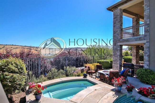 Building Photo - Serrano Executive 4bd/4.5ba Executive Home with Pool, Spa & 4-Car Garage!