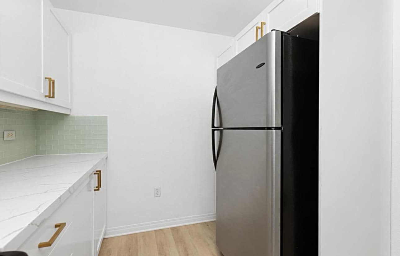 Building Photo - 530 K St