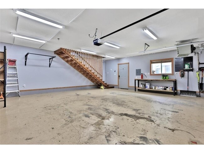 Building Photo - 2122 Temple Ct