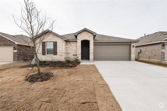 Building Photo - 3801 Ridgeway Ln