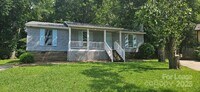 Building Photo - 8106 Tamalpais Ct