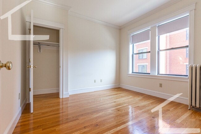 Building Photo - 1339 Commonwealth Ave #4D Boston MA 02134