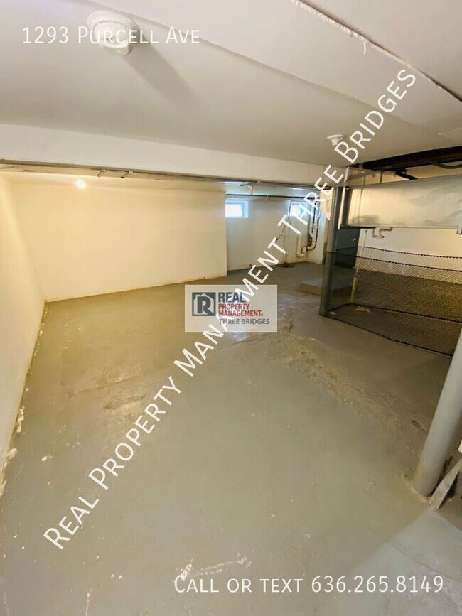 Building Photo - 1293 Purcell Ave