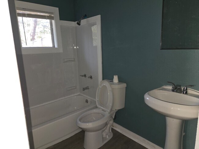 Building Photo - 5301 Queen Mary Ln