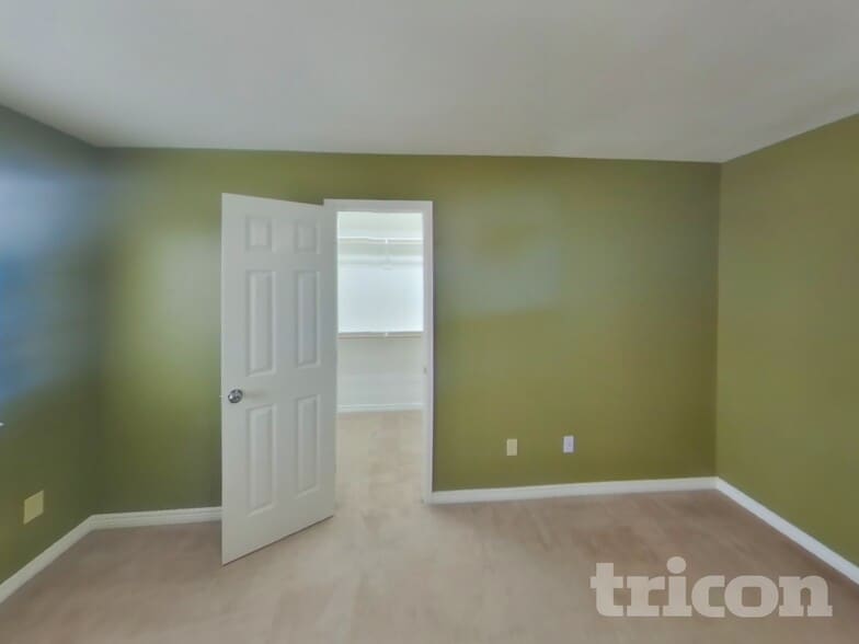 Building Photo - 617 Rye Ridge Rd