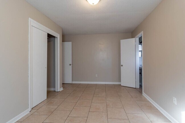 Building Photo - Spacious 3BD/1.BTH Home in Spencer