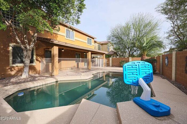 Building Photo - 17663 W Tasha Dr