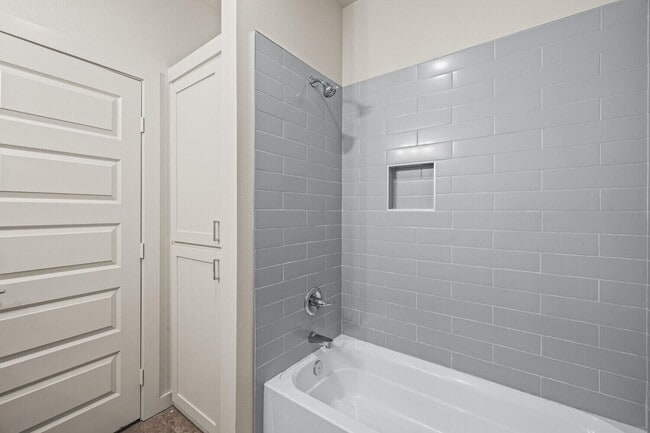 Building Photo - 1123 N 7th St