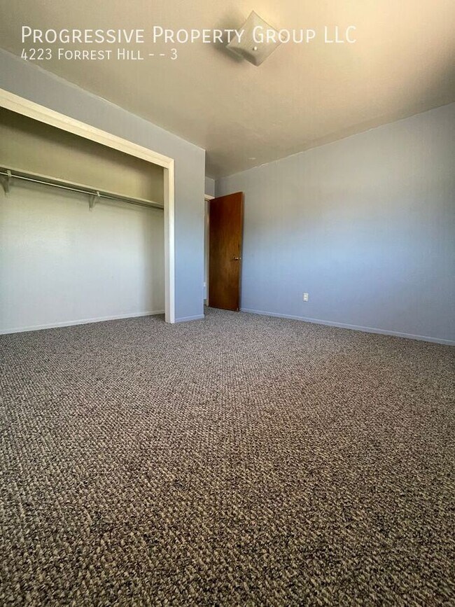 Building Photo - 4223 Forrest Hill Rd