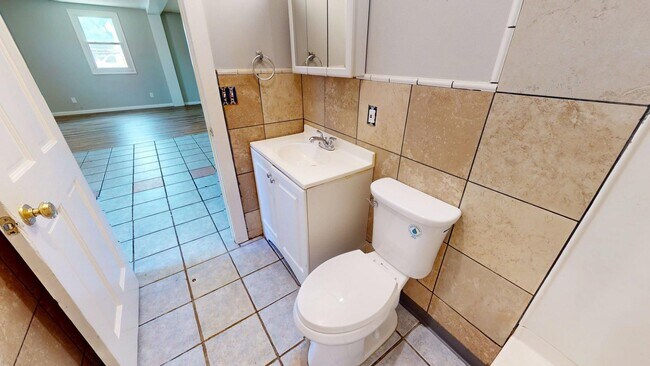 Building Photo - 7023 Clark Ave