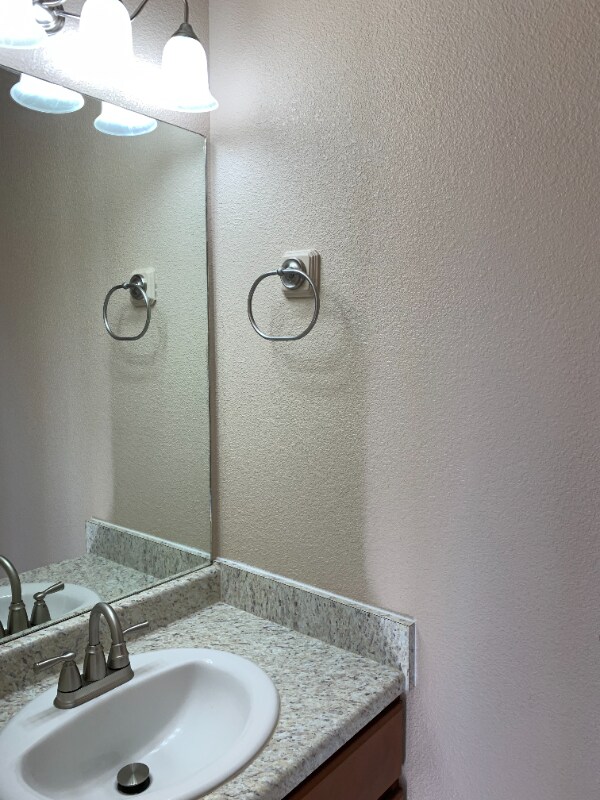 Building Photo - 6345 Reynolds Dr