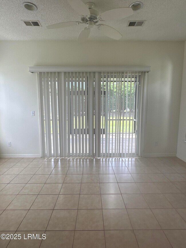 Building Photo - 1 Pomegranate Ln