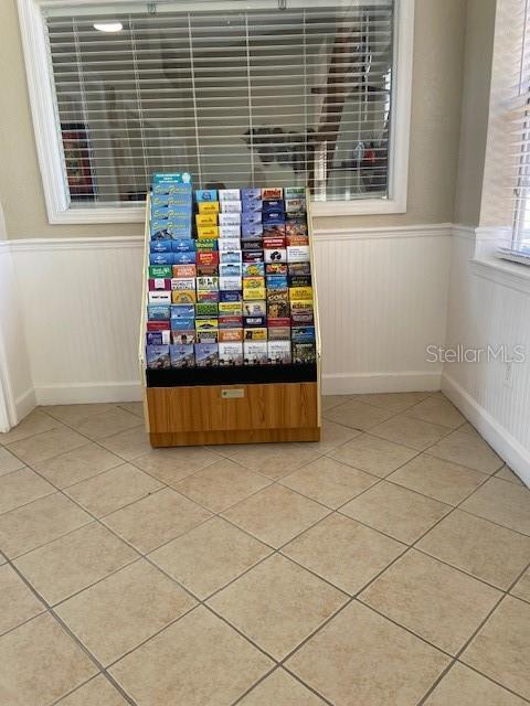 Building Photo - 2210 Grand Cayman Ct