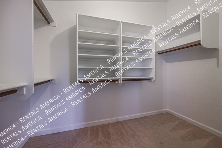 Building Photo - 3229 E Brookwood Ct