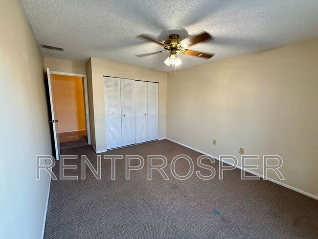 Building Photo - 1720 Potomac Ct