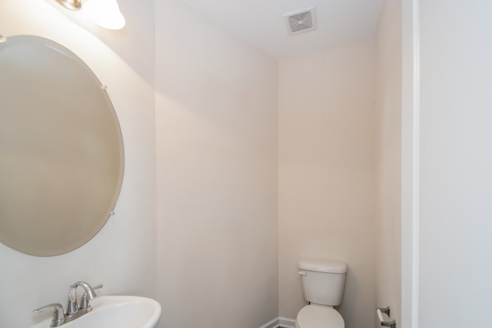 Building Photo - 390 Eagle Feather Loop