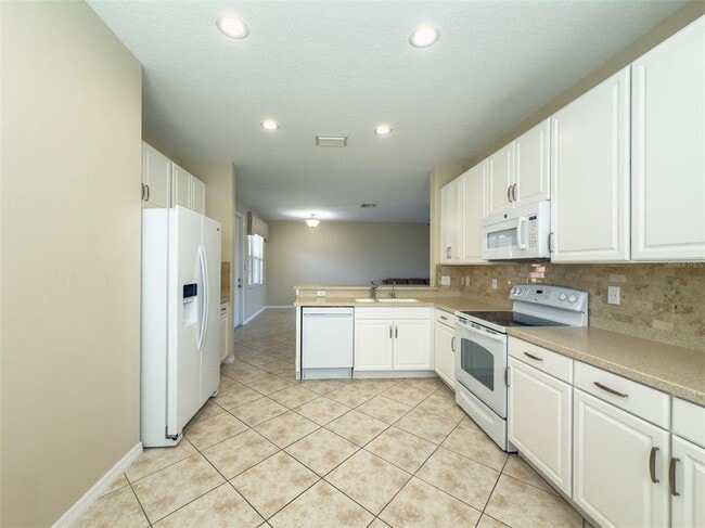 Building Photo - 16233 Amethyst Key Drive