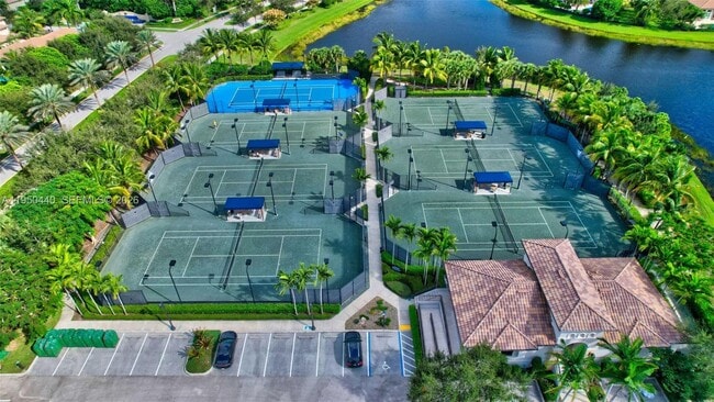 Building Photo - 8944 Little Falls Way