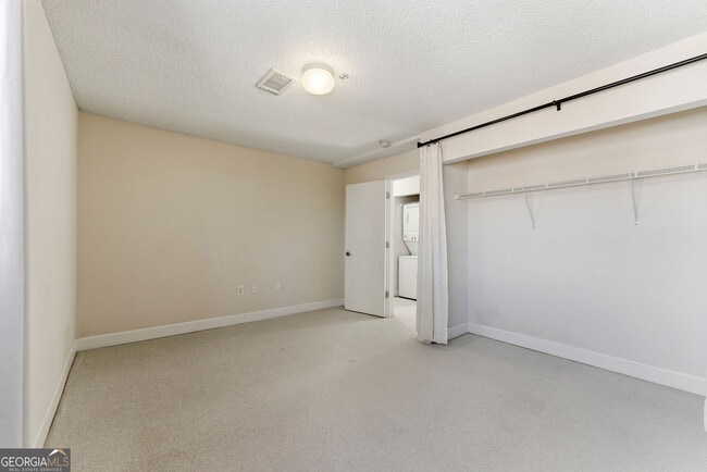 Building Photo - 387 Ralph McGill Blvd NE