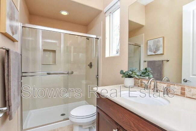 Building Photo - 1587 California Trail