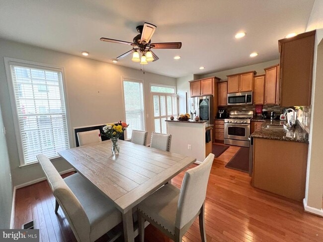 Building Photo - 1604 Sebring Ct