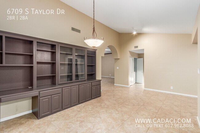 Building Photo - 6709 S Taylor Dr