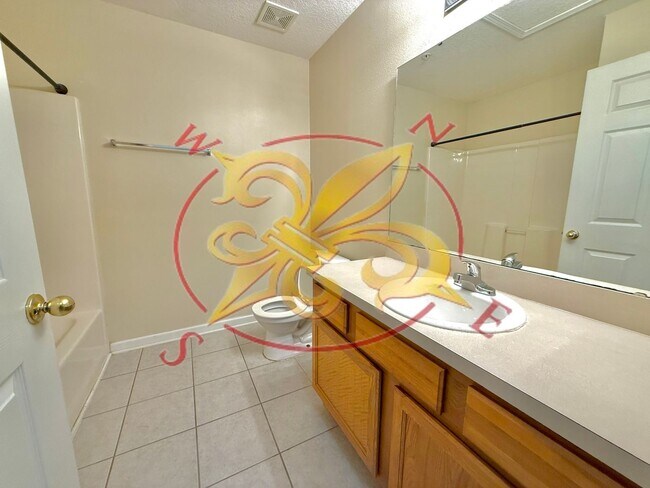 Building Photo - *MOVE-IN SPECIAL* Willow Ridge Upstairs 2/...