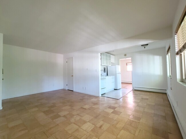 Building Photo - 900 East Prospect Street, Unit 15